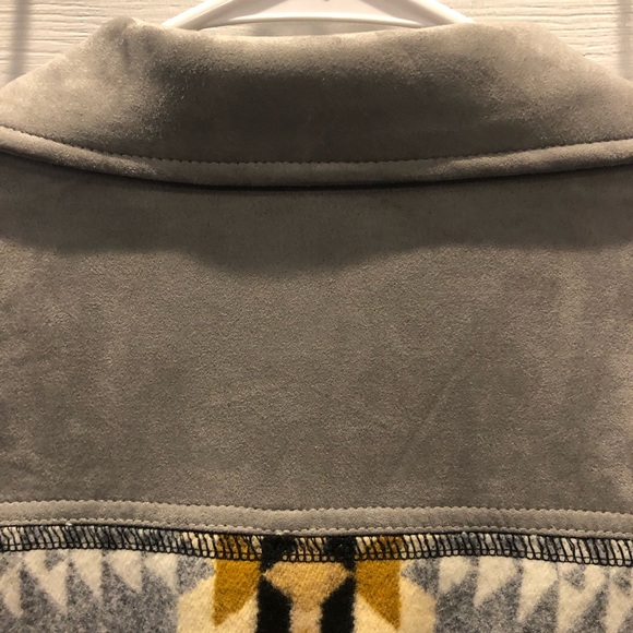 Philosophy Faux Suede Southwest Jacket 1X - Picture 5 of 12